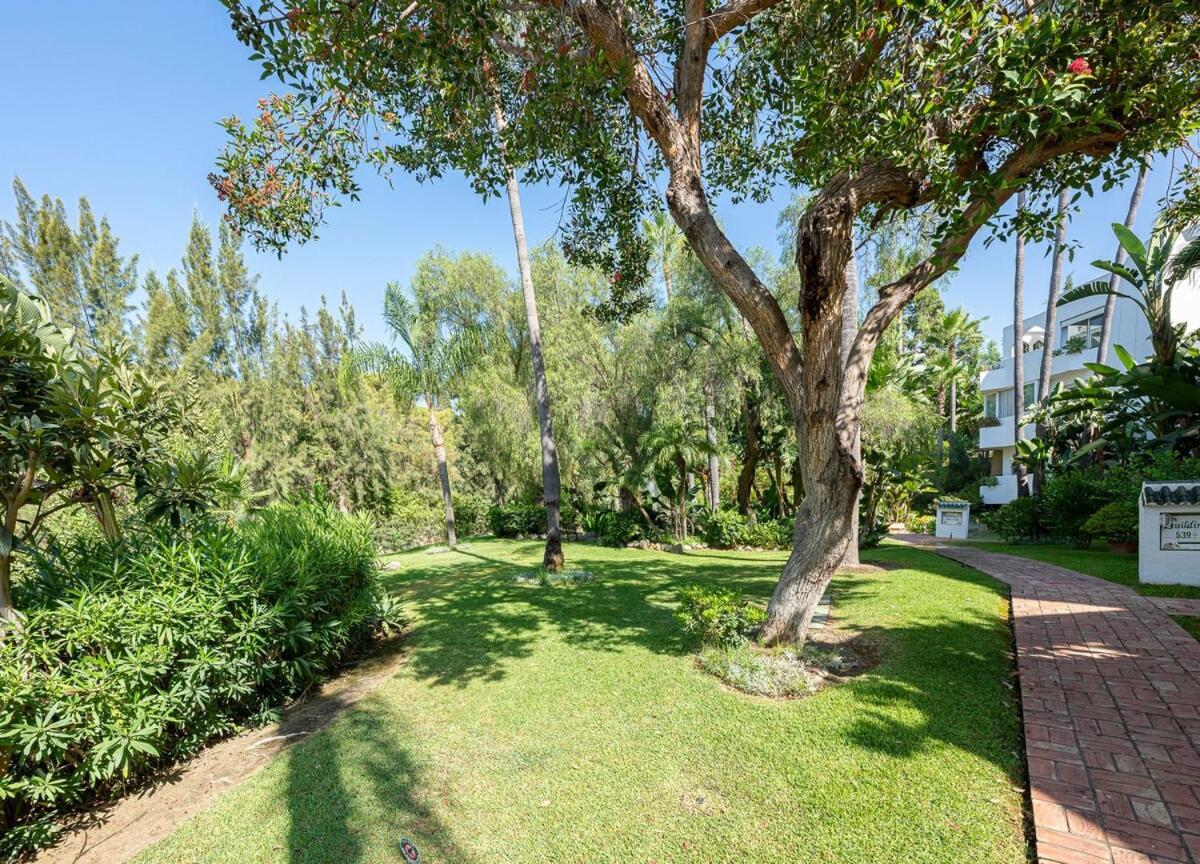 Quiet Near The Beach, With Pool And Garden Apartment Marbella