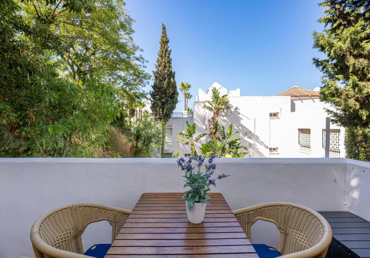 Quiet Near The Beach, With Pool And Garden Apartment