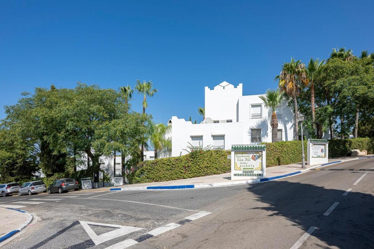 Apartment Quiet Near The Beach, With Pool And Garden