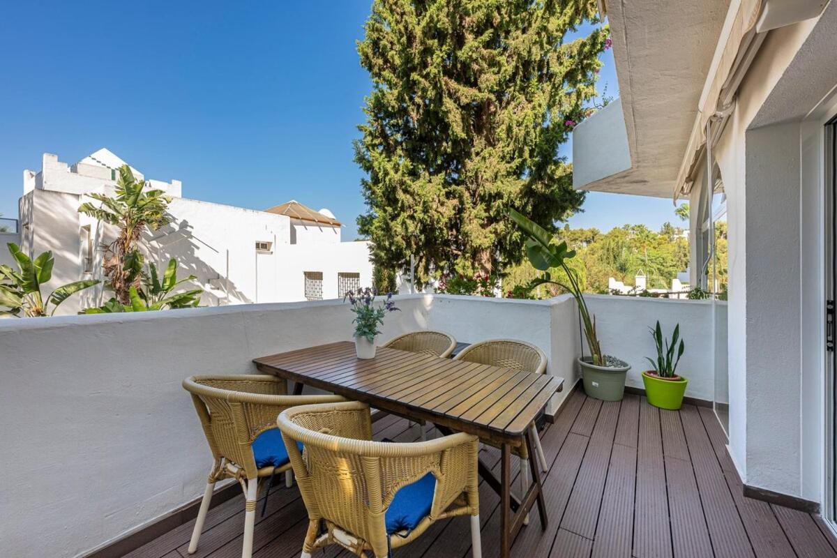 Apartment Quiet Near The Beach, With Pool And Garden